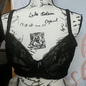 VS Black Unlined Lace Demi Bra
